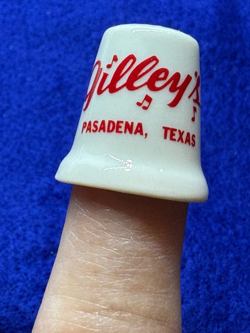 Vintage Pasadena Texas Thimble - White with Red Print